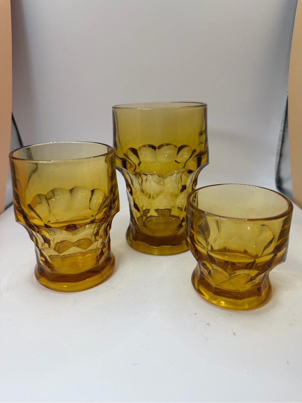 Vintage Anchor Hocking Georgian Honeycomb Amber TumblersSet Of 3  Graduated Size